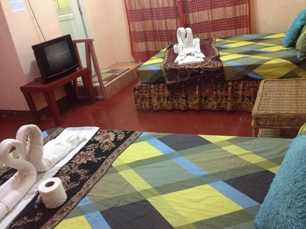 Lagrosa Backpackers Coron Exterior foto